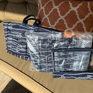 Lug Chariot -  3 piece purse or bag organizer - brand new